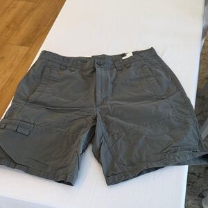Columbia Men's Charcoal Cargo Shorts